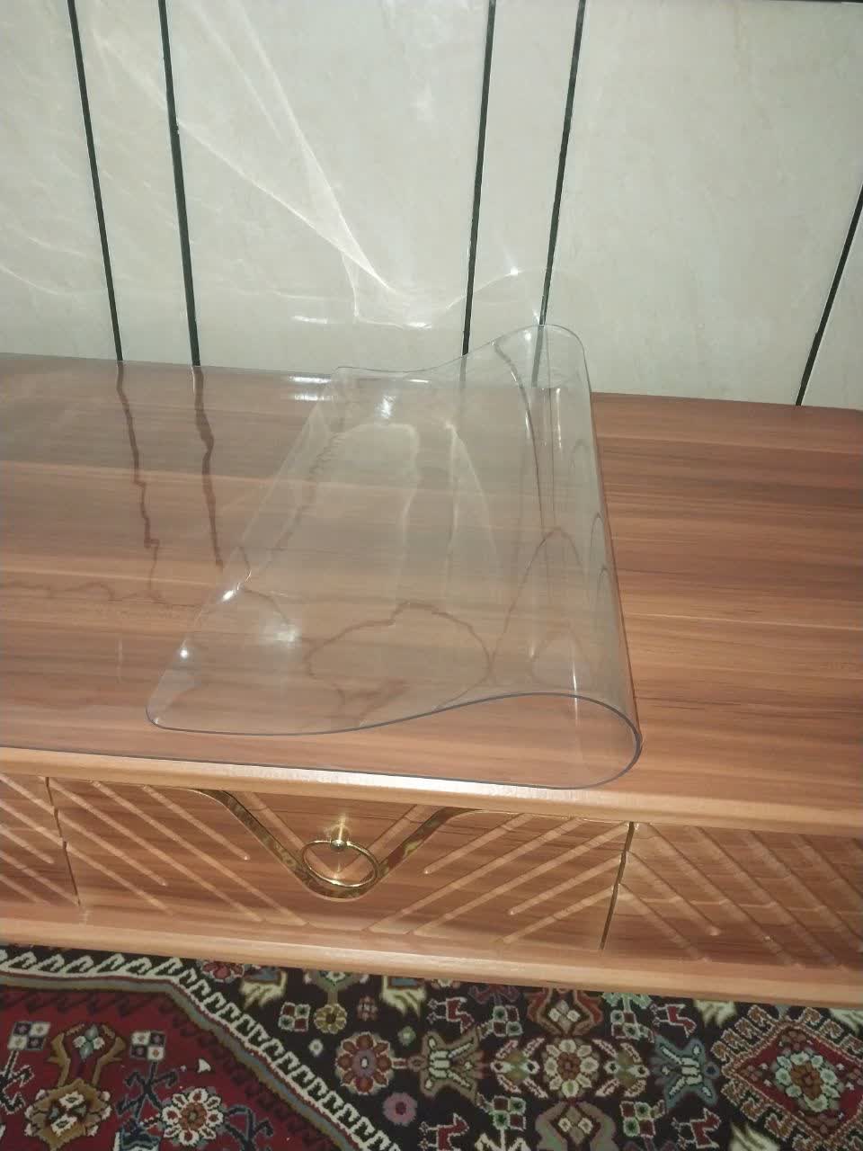 طلق ضخیم رومیزی ۲ میل عرض ۹۰ در طول ۱۰۰